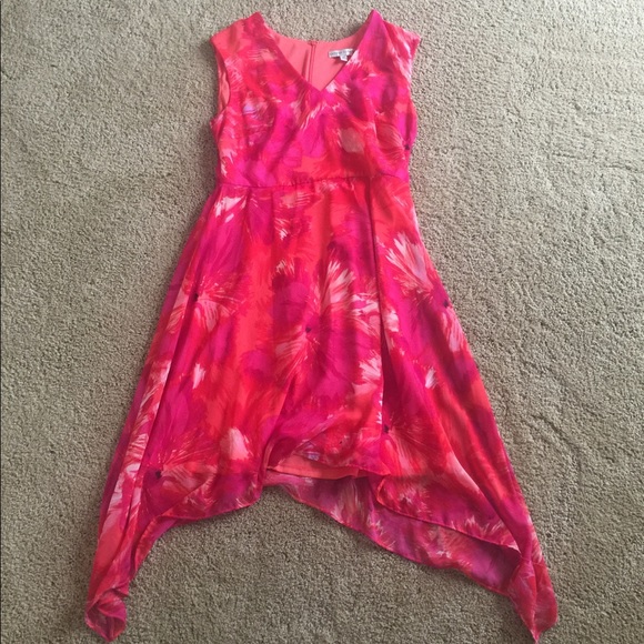 Dress - Picture 3 of 9